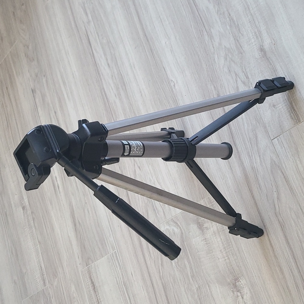 Video/Photo Tripod